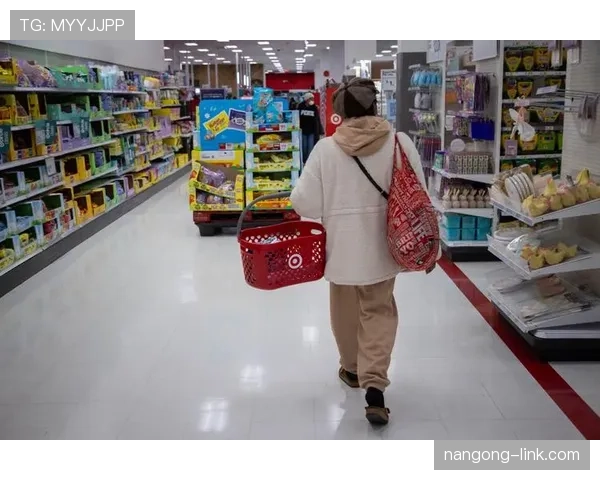 石智勇又开始疯狂刷这个地方的奢侈品购物车了，钱包表示快撑不住了吧？